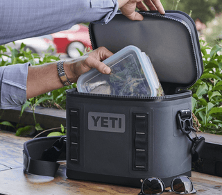 YETI Hopper Flip 18 Soft Cooler minkštas šaltkrepšis, Tamsiai mėlyna spalva - nuotrauka 9