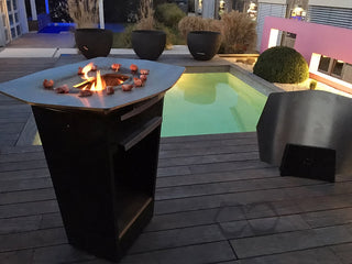 Fire pit with cast iron cooking plate Augoust Brasero Plancha